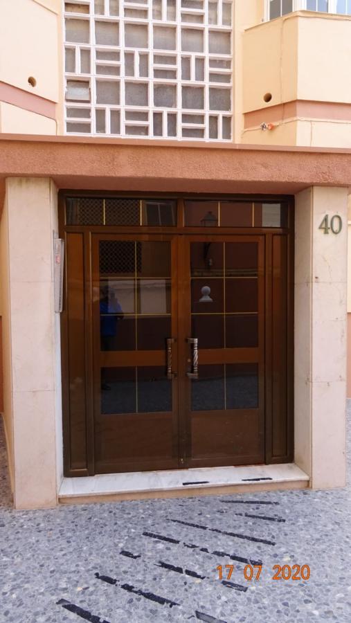 Apartamento Fenicia Con Aparcamiento Incluido Vistas Al Mar Кадис Екстериор снимка