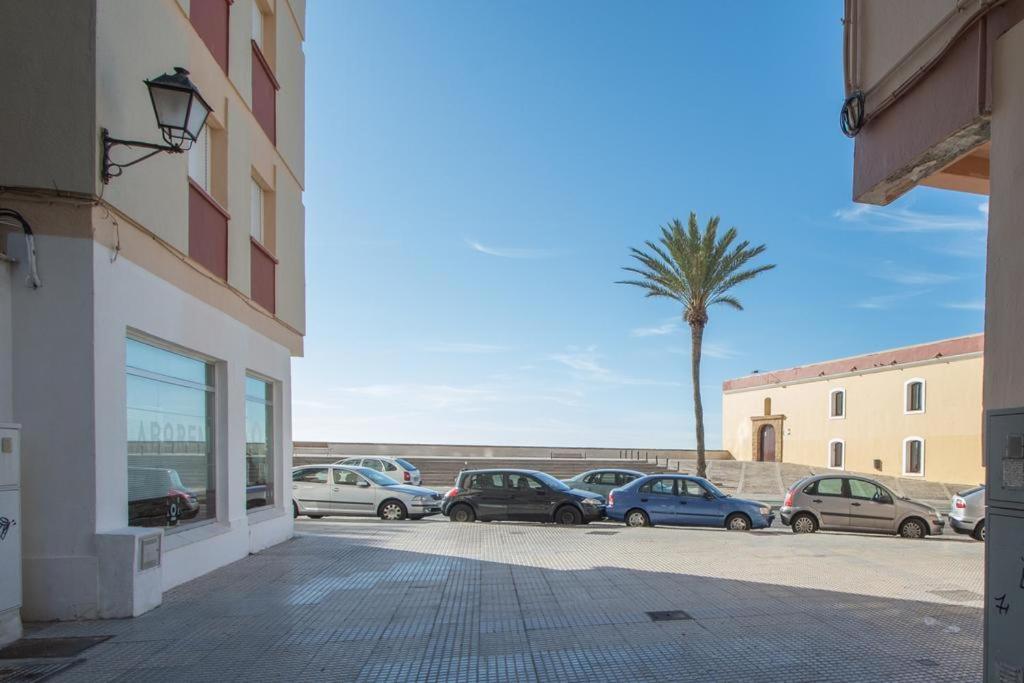 Apartamento Fenicia Con Aparcamiento Incluido Vistas Al Mar Кадис Екстериор снимка
