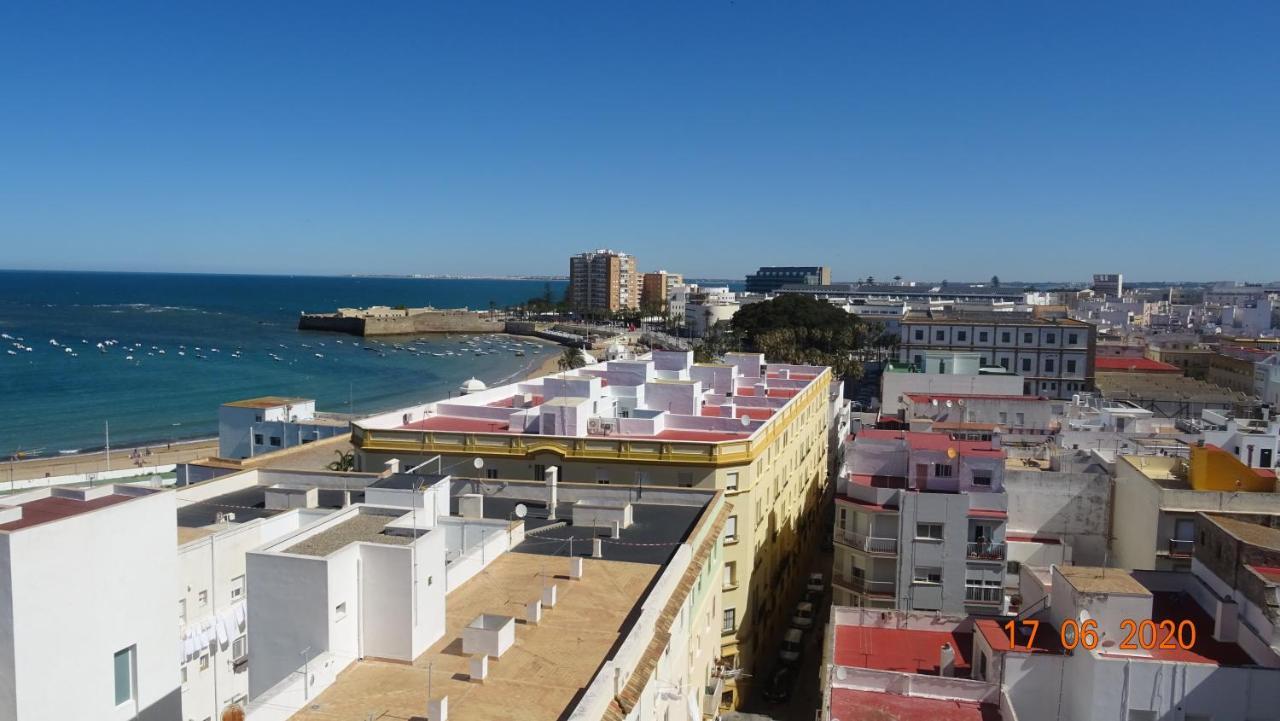 Apartamento Fenicia Con Aparcamiento Incluido Vistas Al Mar Кадис Екстериор снимка